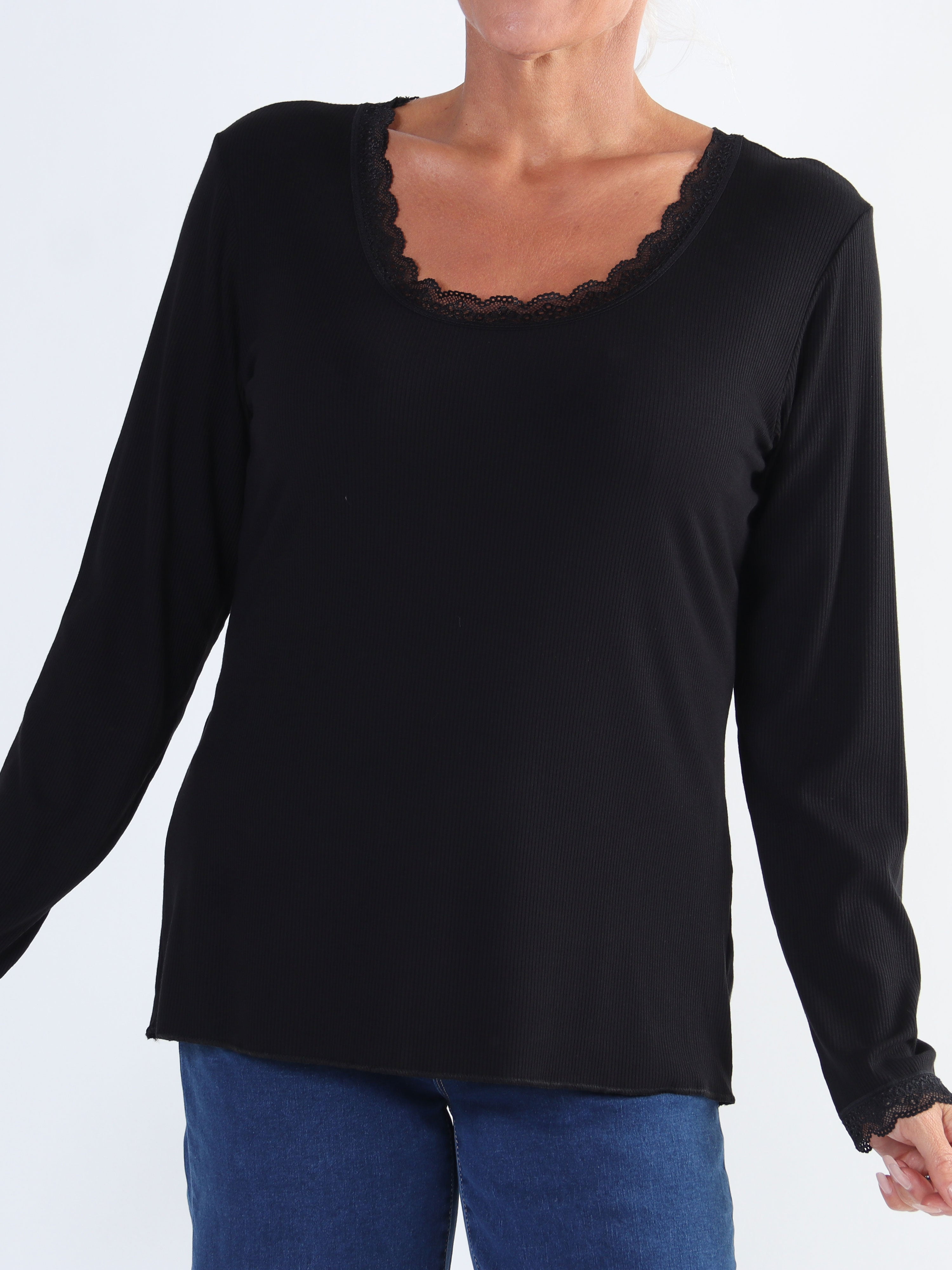 Ibina Long Sleeve - Plus size bluse med rib og blondekanter